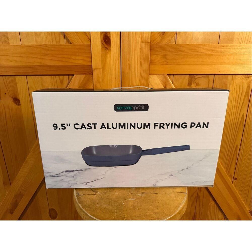 Servappetit 9.5” Cast Aluminum Frying Pan (6590)